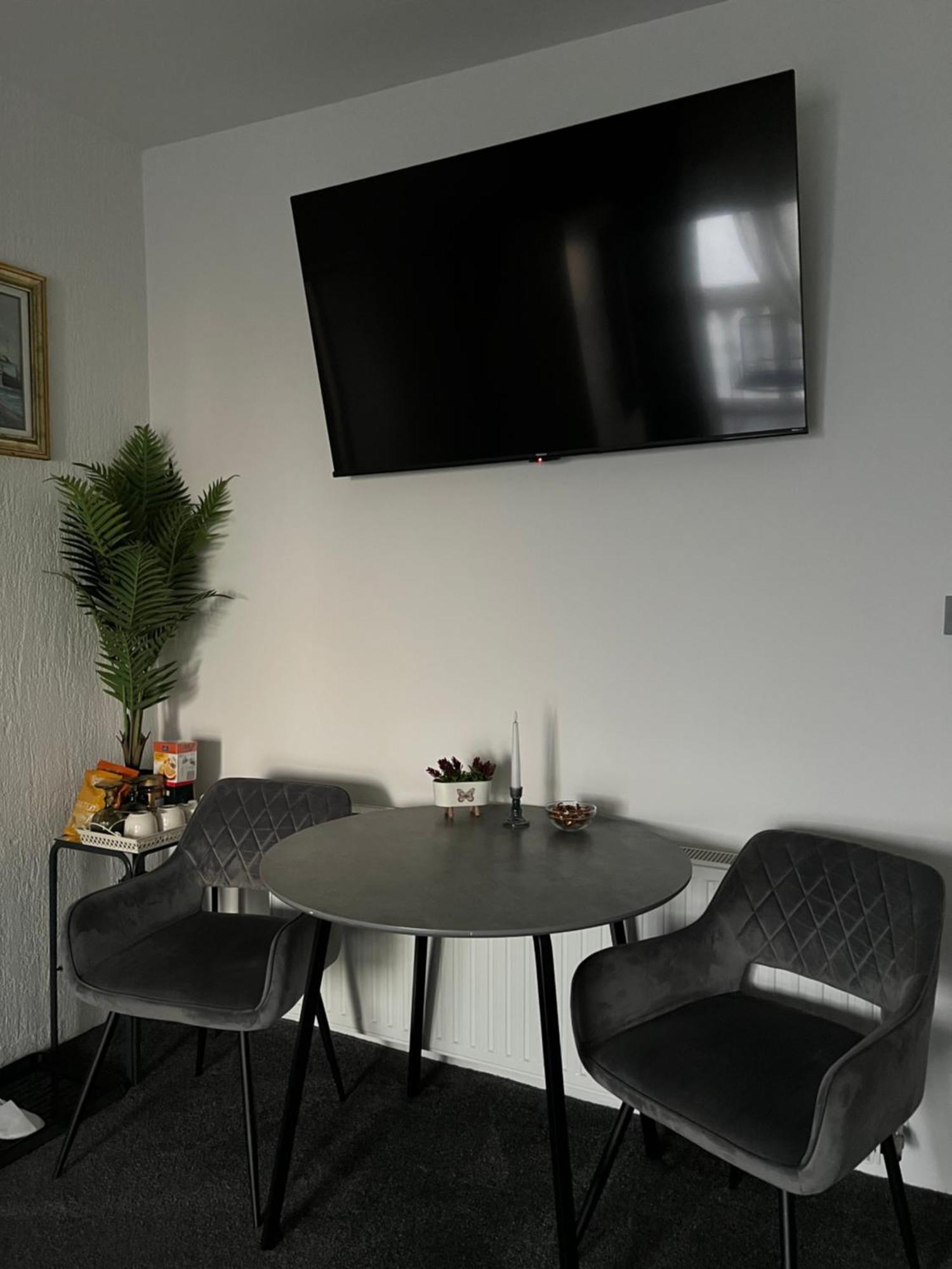 Luxrooms - Hotel Type With Private Jacuzzi Bjelovar Luaran gambar
