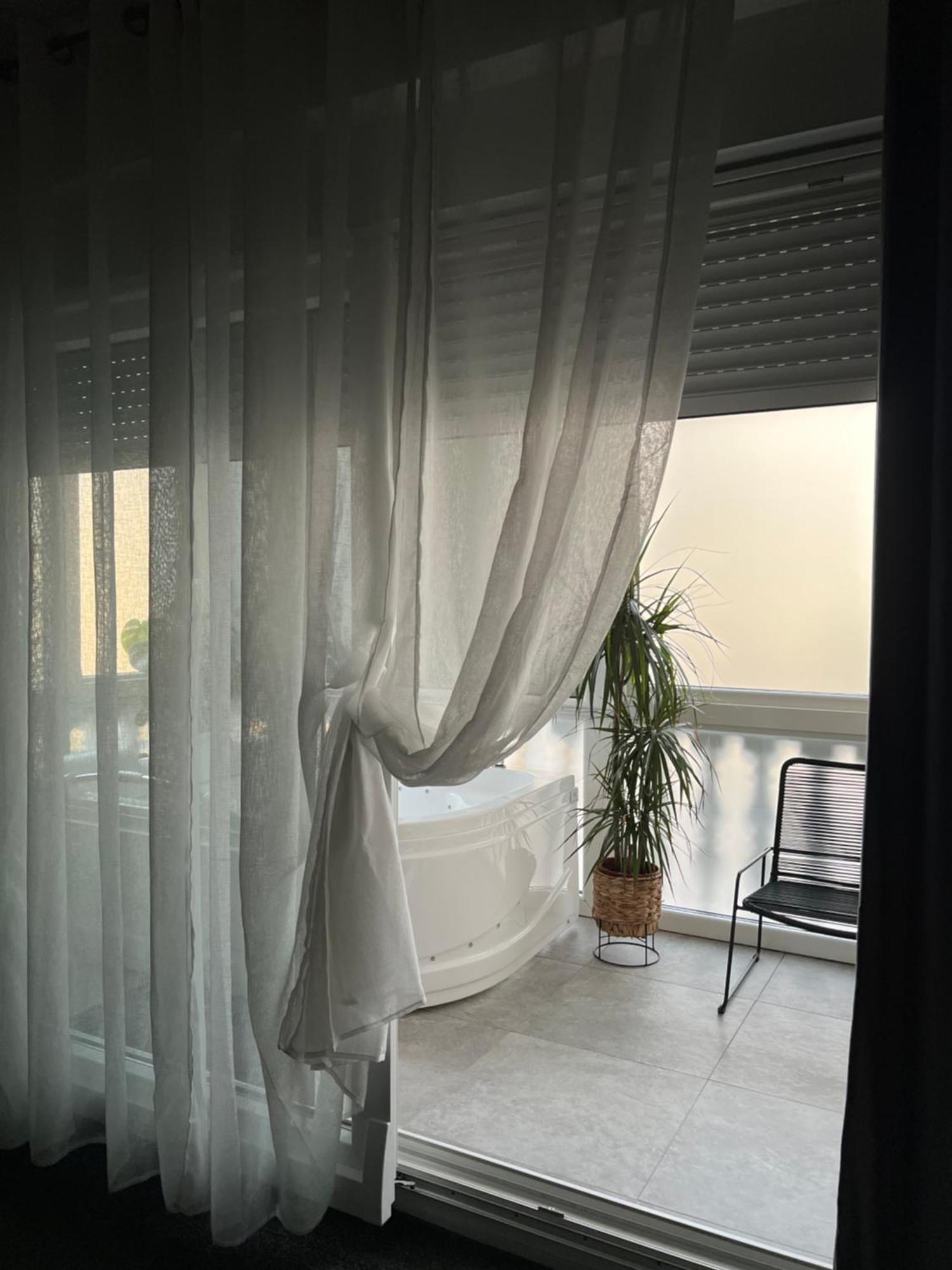 Luxrooms - Hotel Type With Private Jacuzzi Bjelovar Luaran gambar